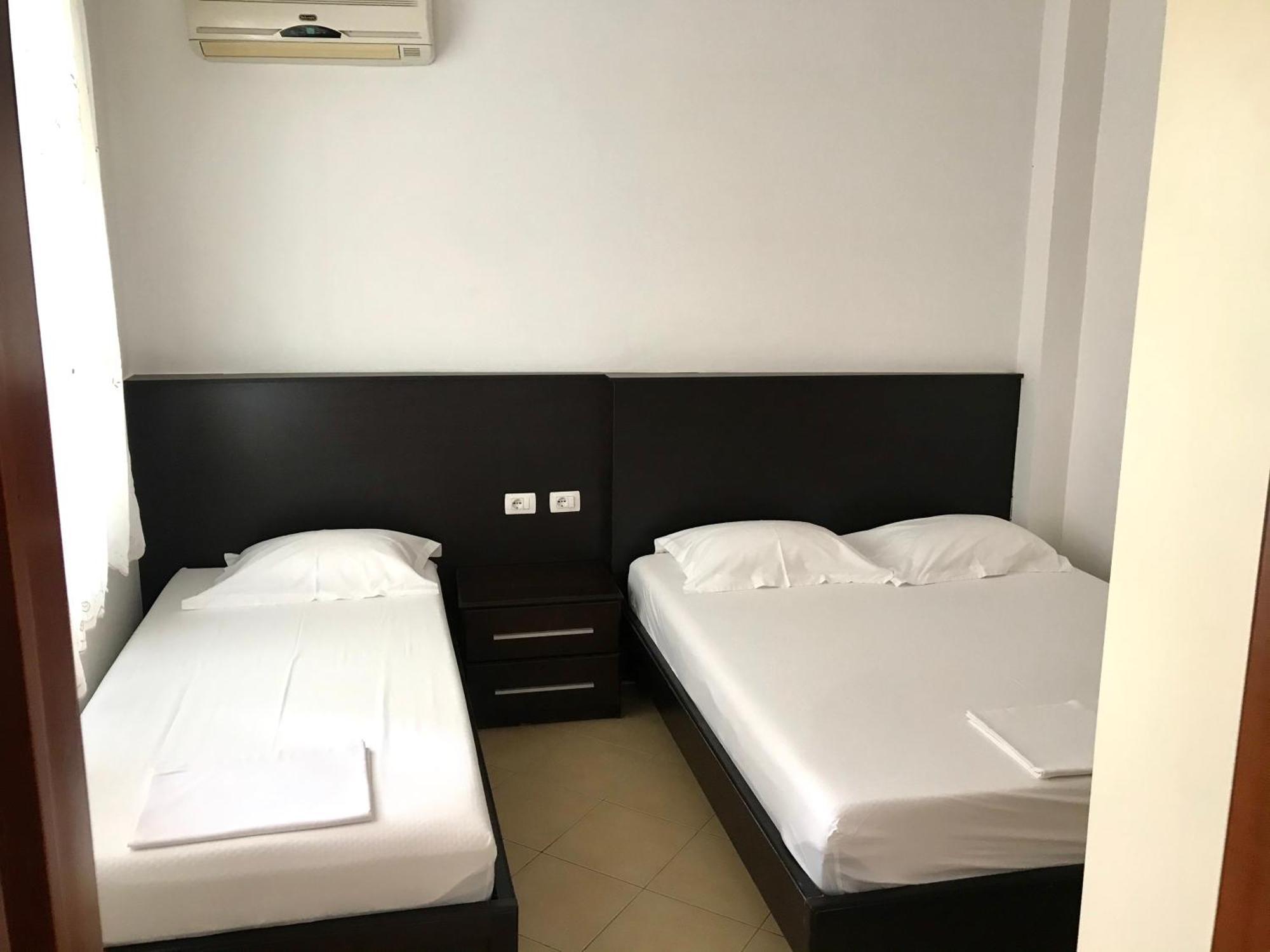 Vila Gjoni Sarandë Exterior foto
